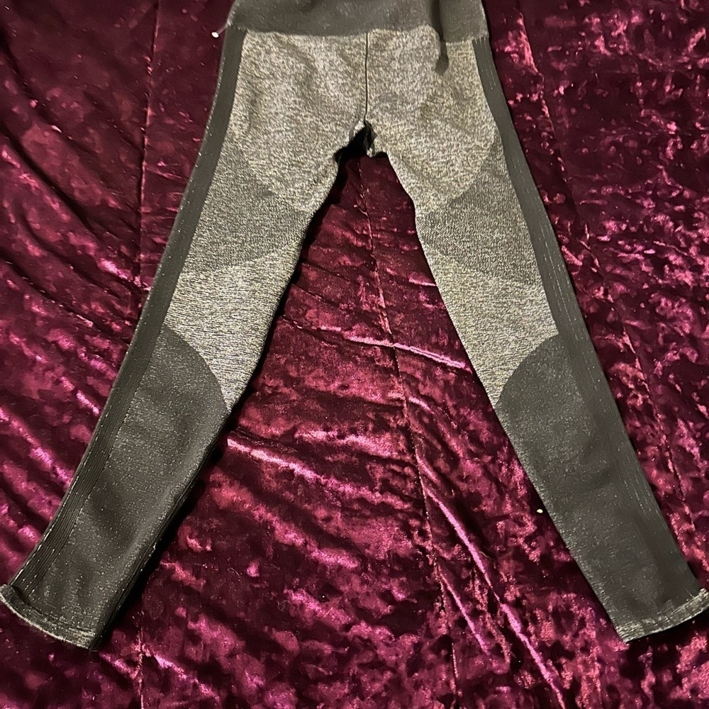 Women’s Tight No Brand